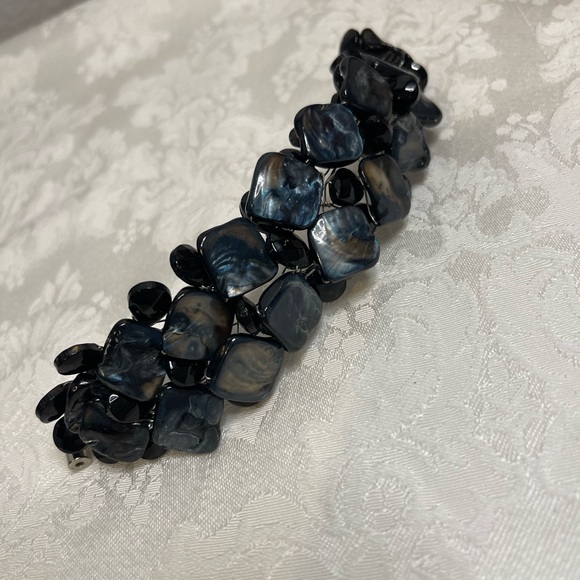 Women’s Metallic Blue Black Magnetic Wired Bracelet Handmade Unique Stones - Picture 11 of 12